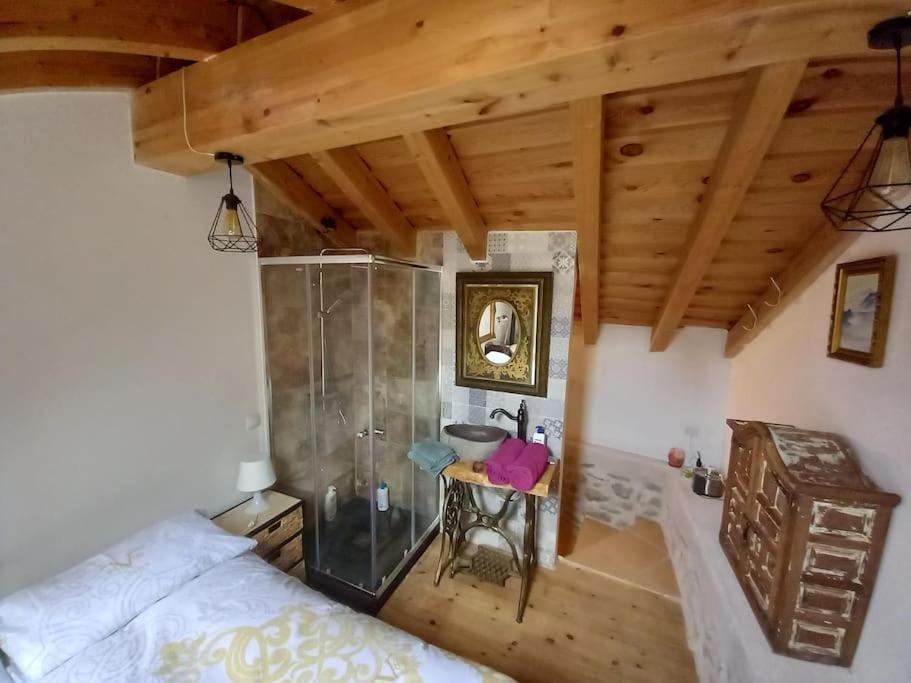 Casita Con Encanto Tranquilidad Villavieja Del Lozoya Wi-Fi En Sierra De Madrid Y A 50 Minutos De Capital Exterior foto